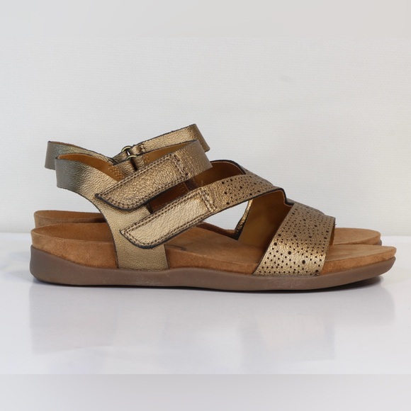 OTBT Women's Metallic Gold Theodora Sandals NIB - Picture 5 of 10